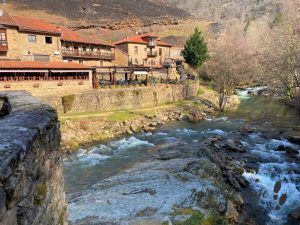 Lee más sobre el artículo 5 Rincones a tener en cuenta en Bárcena Mayor.